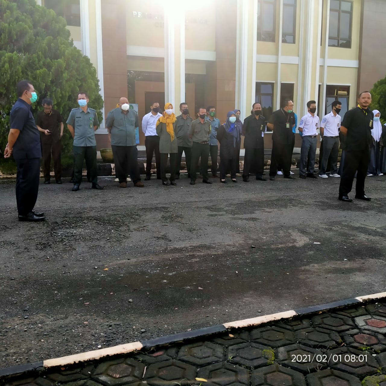apel pagi