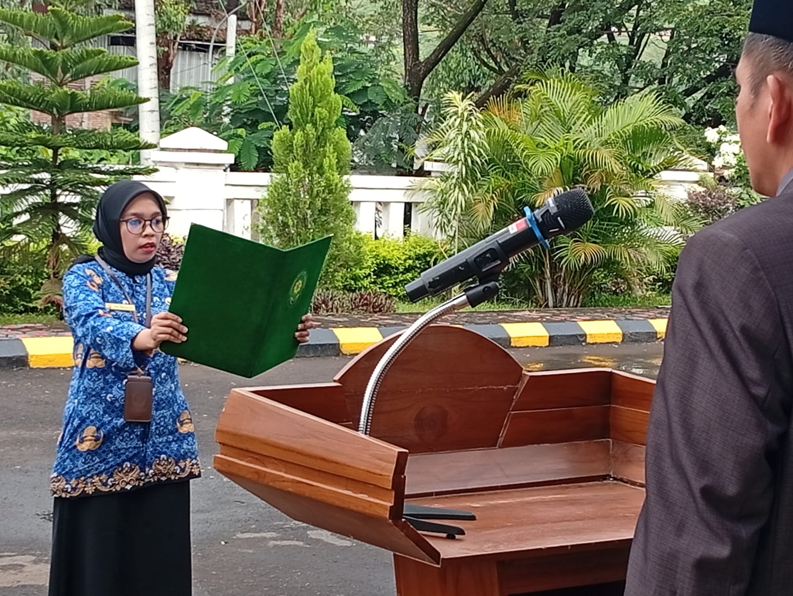 f98ad033 79c3 481a b6c0 5671d144b25b